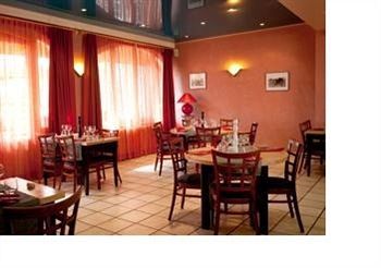 Citotel Hotel Le Commerce Sévérac-le-Château Kültér fotó